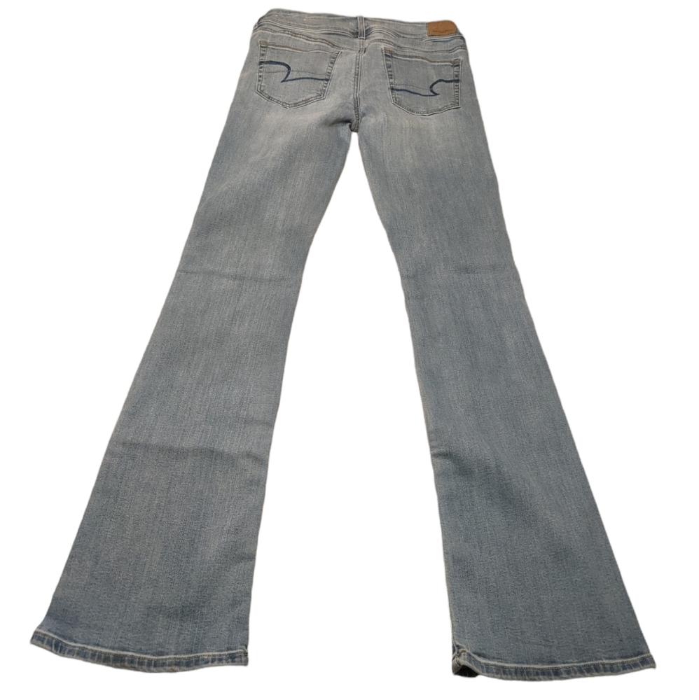 American Eagle 6L six long light wash jeans flare bootcut leg size six long